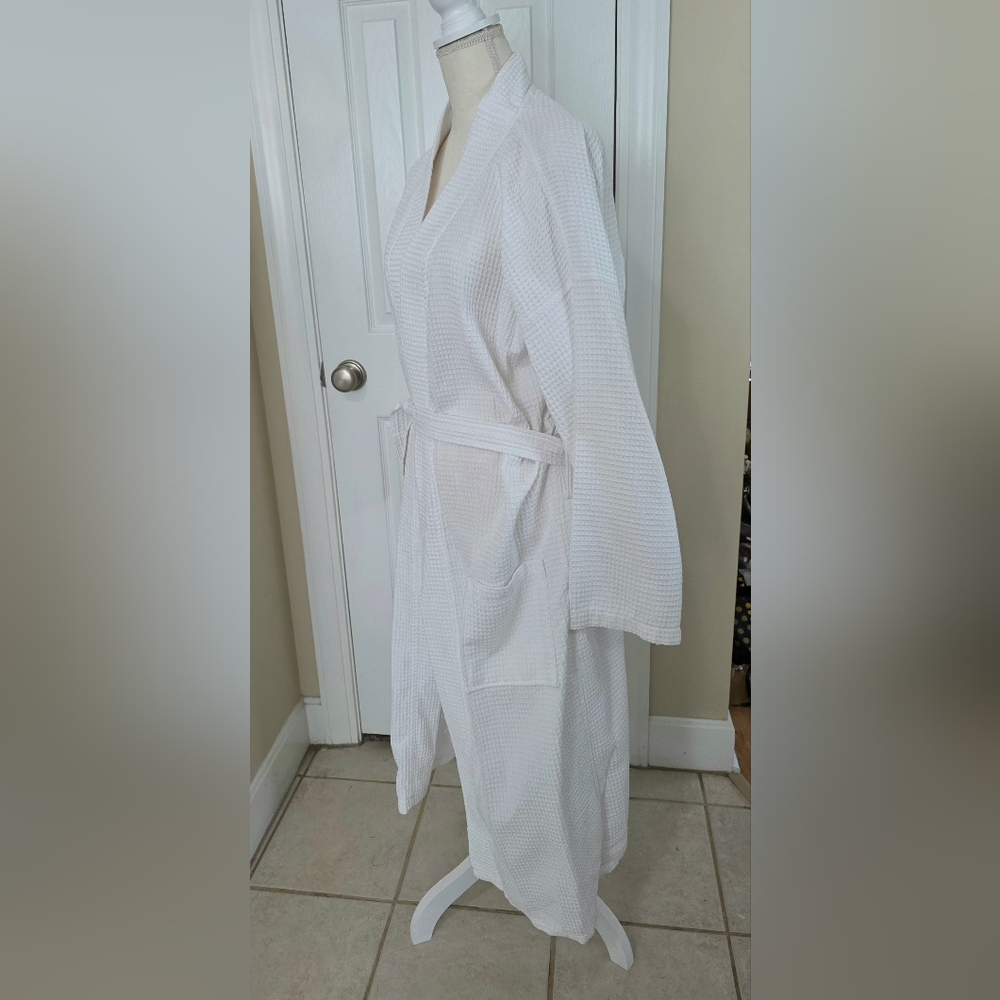 White Waffle Knit Bath Robe - Picture 2 of 4